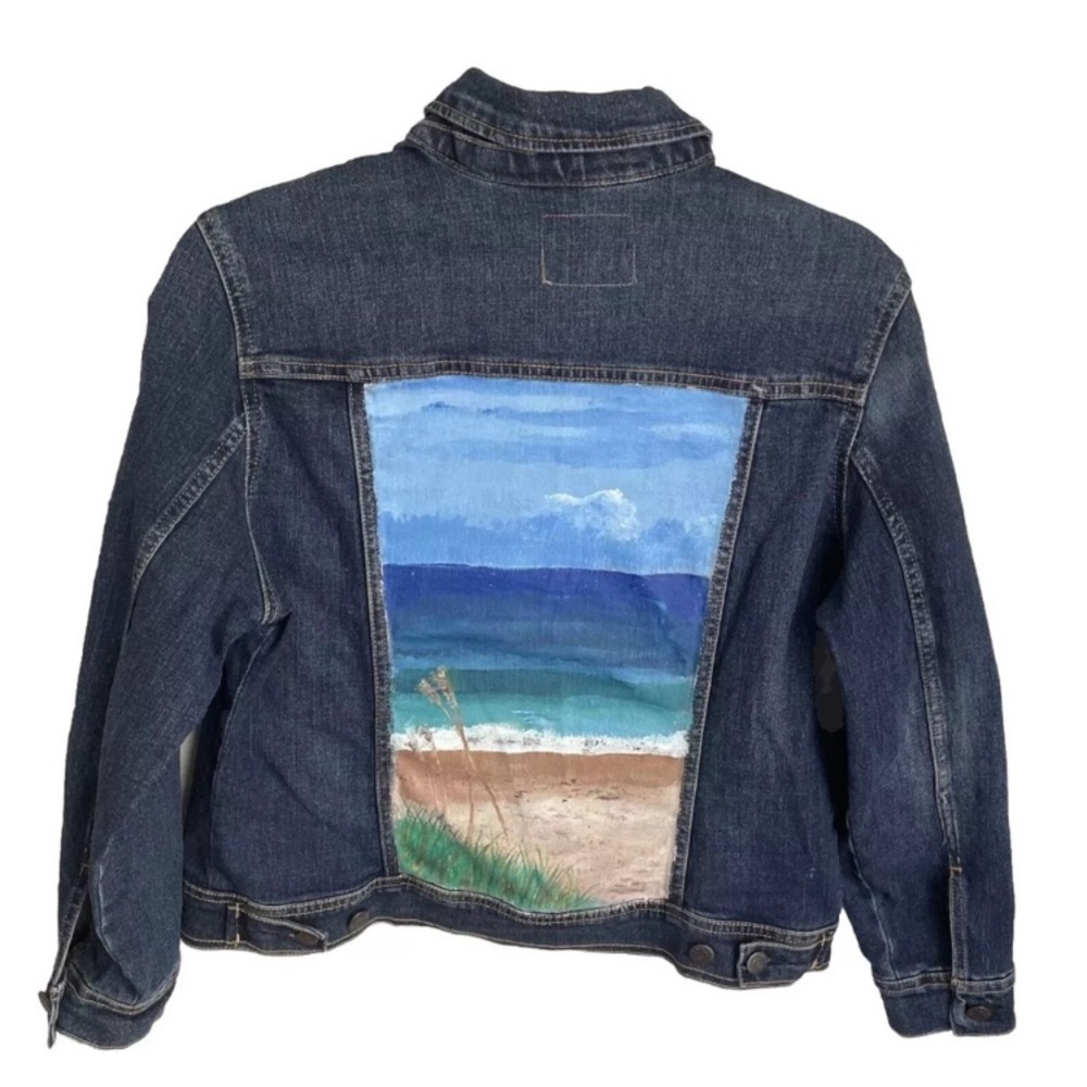 New Hand Painted Denim Blue Jean Jacket Beach Scene Size Large Petite